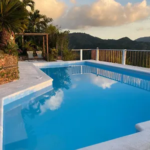 2* Bed & Breakfast Tranquility Estate